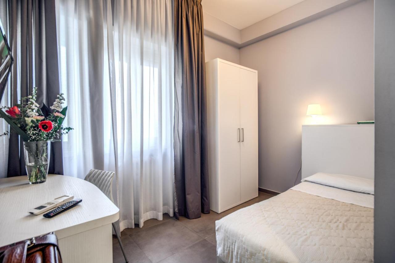 Hotel Casa per Ferie Ravasco San Pietro Roma Esterno foto
