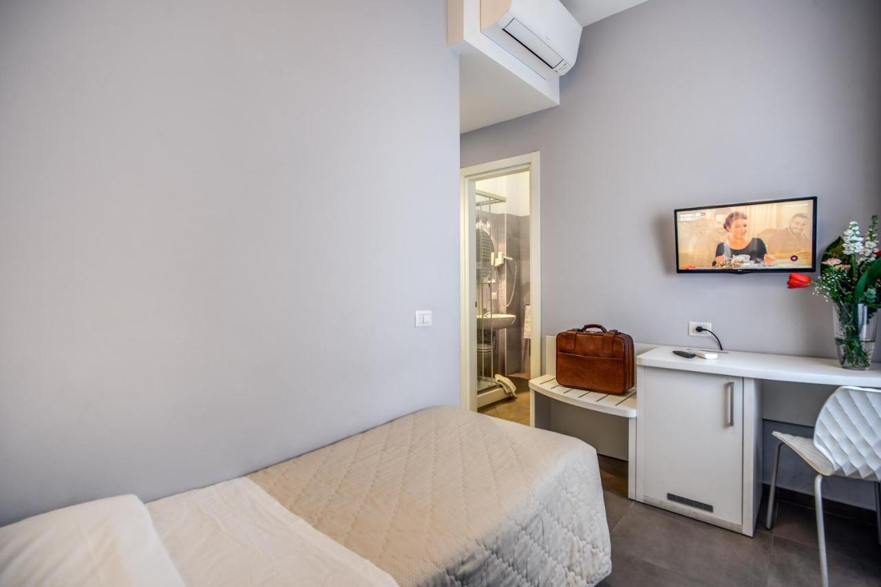 Hotel Casa per Ferie Ravasco San Pietro Roma Esterno foto