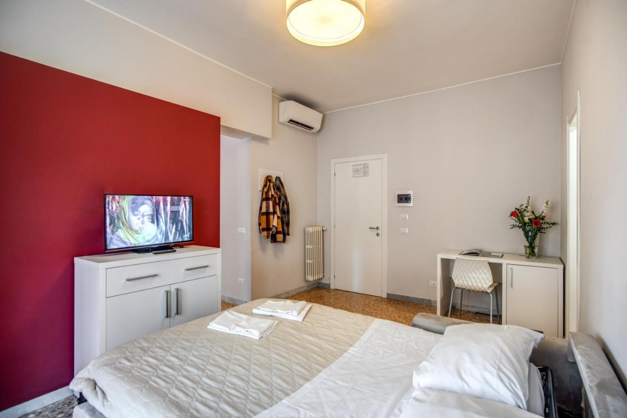 Hotel Casa per Ferie Ravasco San Pietro Roma Esterno foto