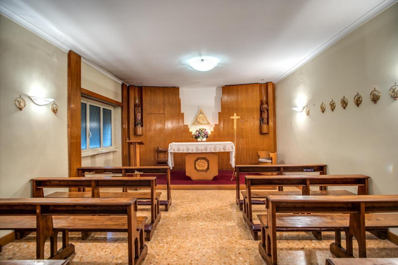 Hotel Casa per Ferie Ravasco San Pietro Roma Esterno foto