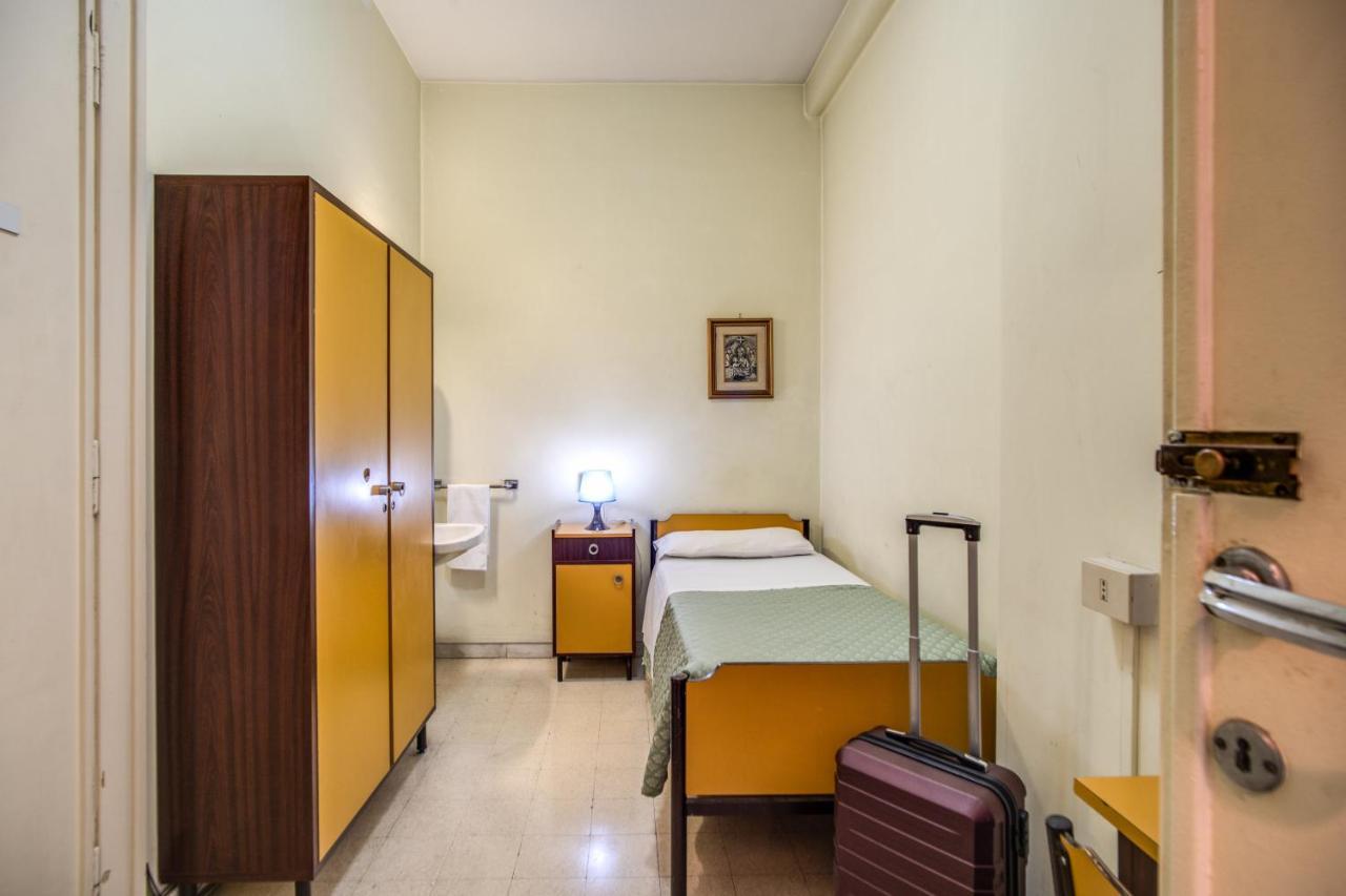 Hotel Casa per Ferie Ravasco San Pietro Roma Esterno foto