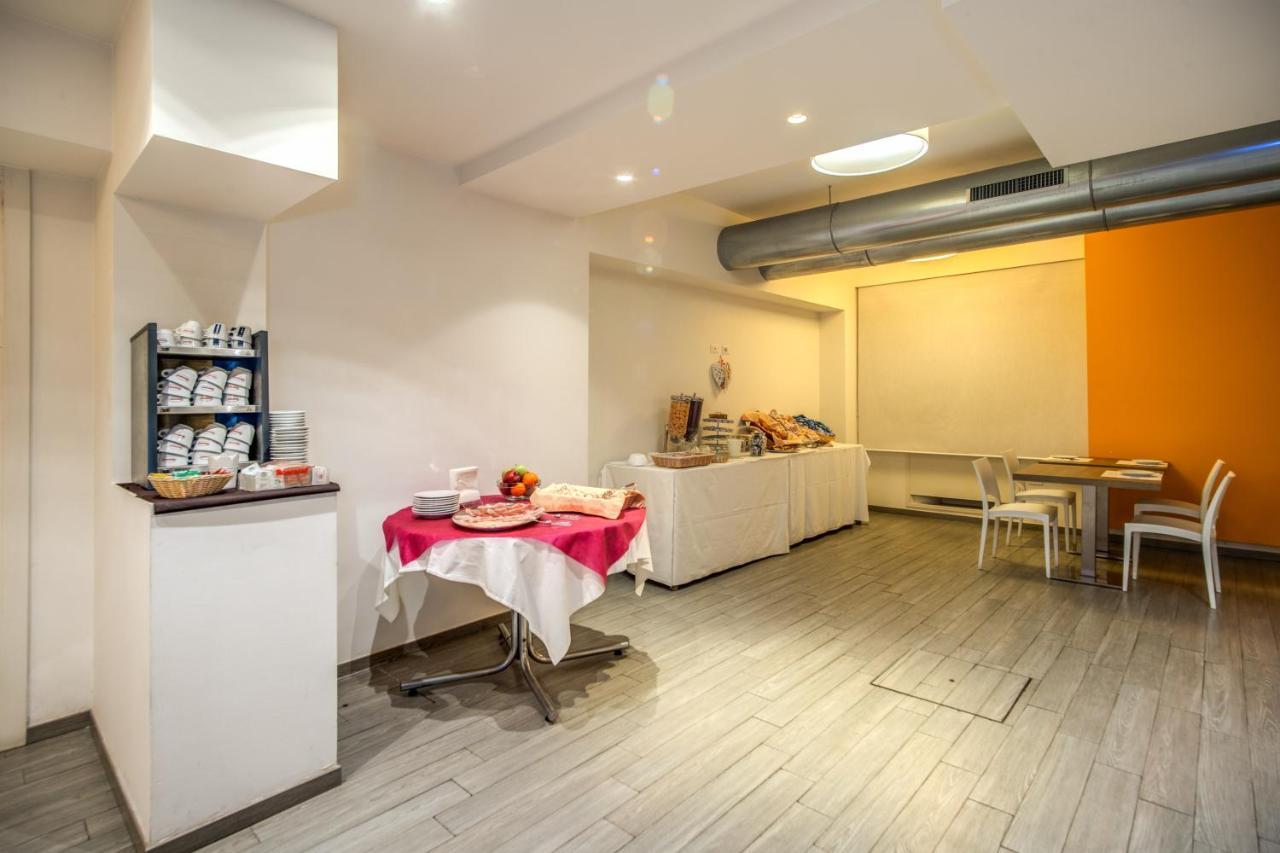 Hotel Casa per Ferie Ravasco San Pietro Roma Esterno foto