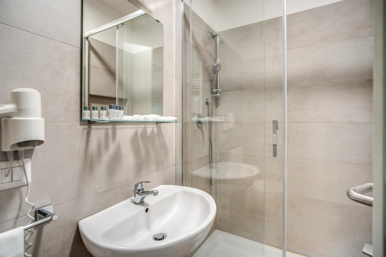 Hotel Casa per Ferie Ravasco San Pietro Roma Esterno foto