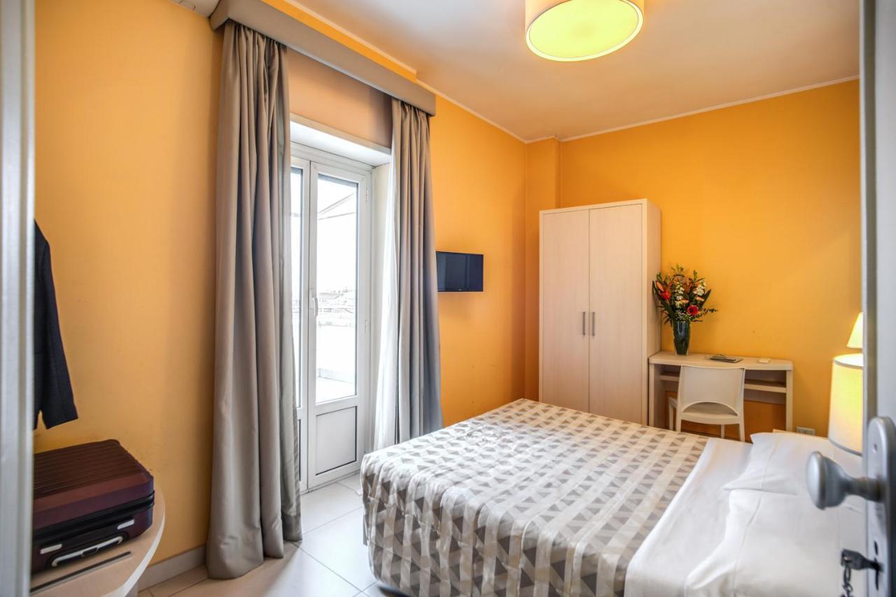 Hotel Casa per Ferie Ravasco San Pietro Roma Esterno foto
