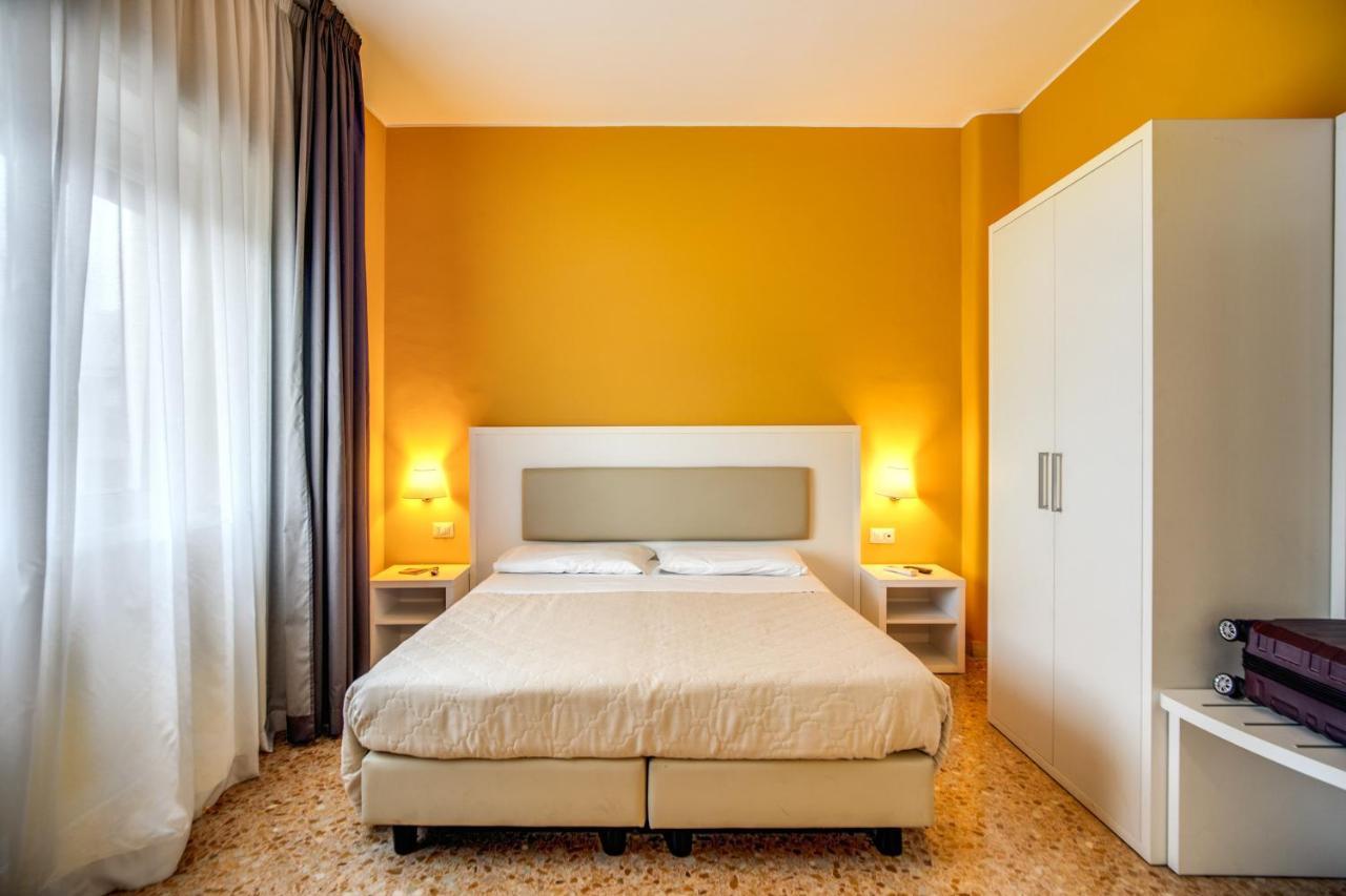 Hotel Casa per Ferie Ravasco San Pietro Roma Esterno foto
