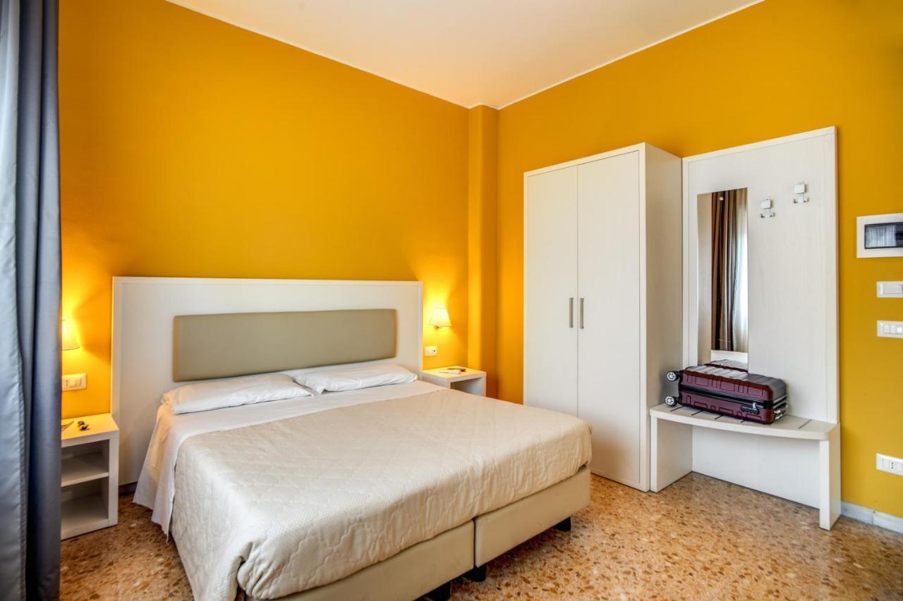 Hotel Casa per Ferie Ravasco San Pietro Roma Esterno foto
