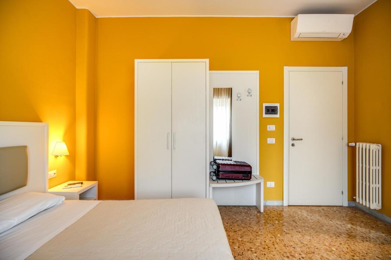 Hotel Casa per Ferie Ravasco San Pietro Roma Esterno foto
